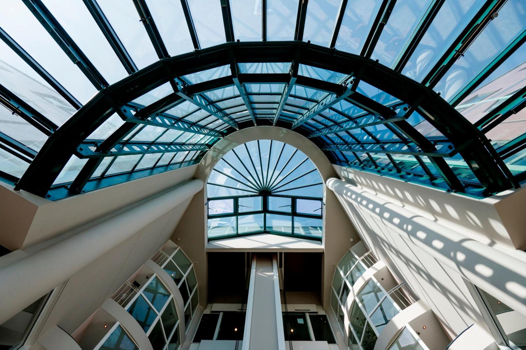 Amadeus Frankfurt Hotel 4*
