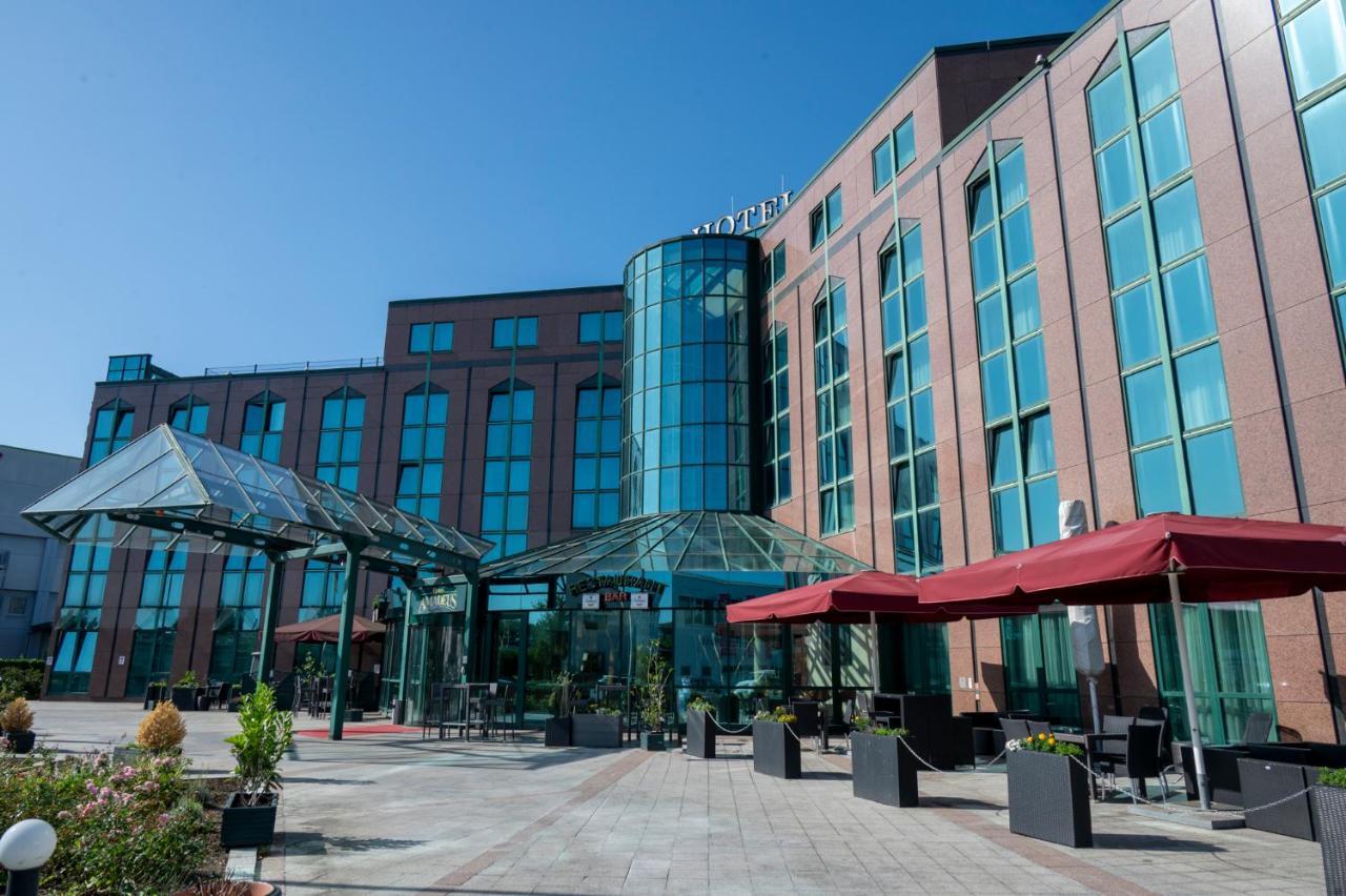 Amadeus Frankfurt Hotel 4*