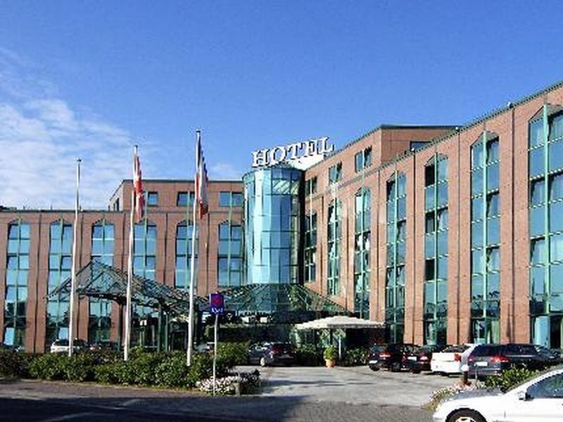Amadeus Frankfurt Hotel 4*
